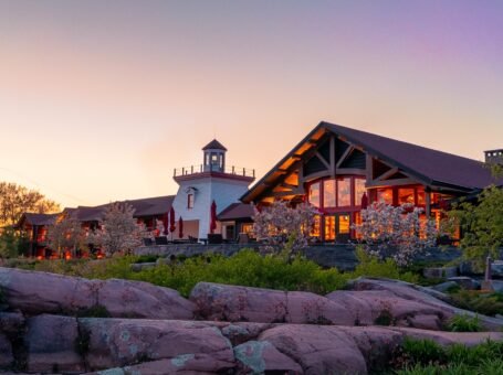 Killarney Mountain Lodge and Conference Centre